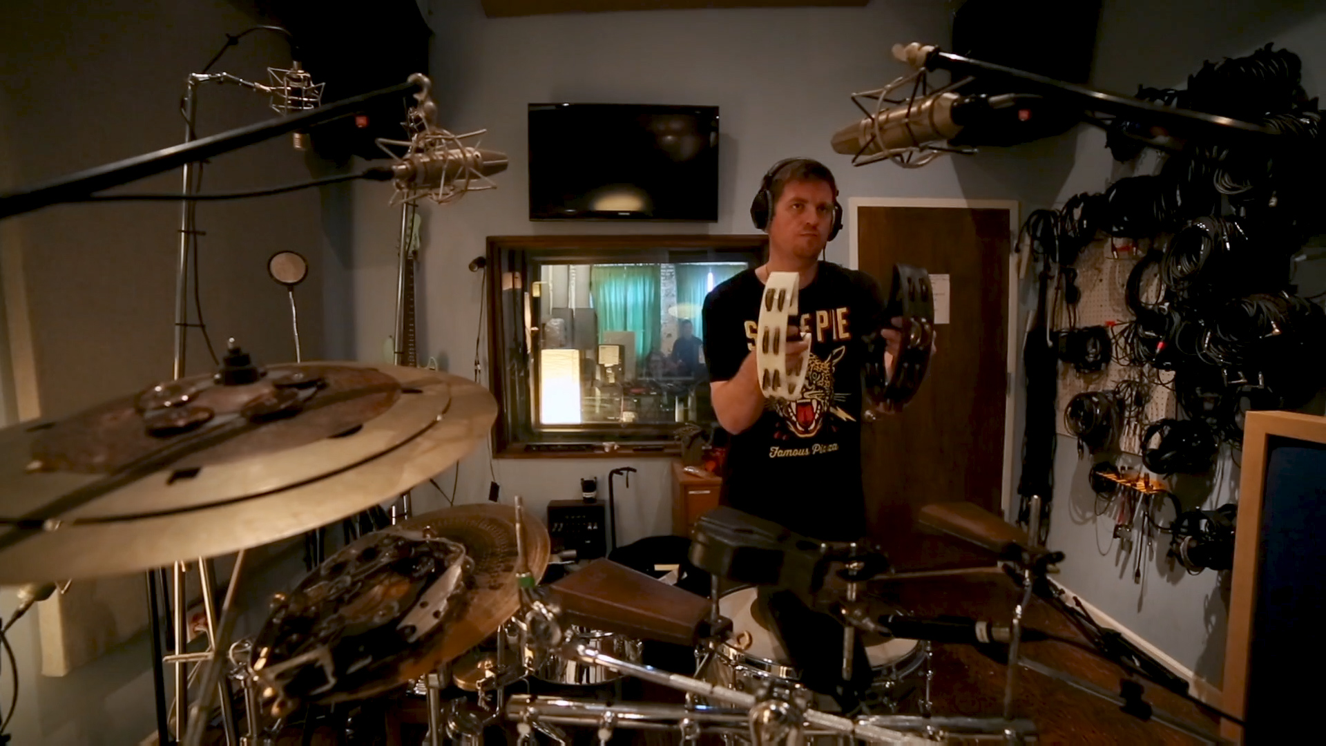 Werthwhile Breaks uncovers unconventional percussion