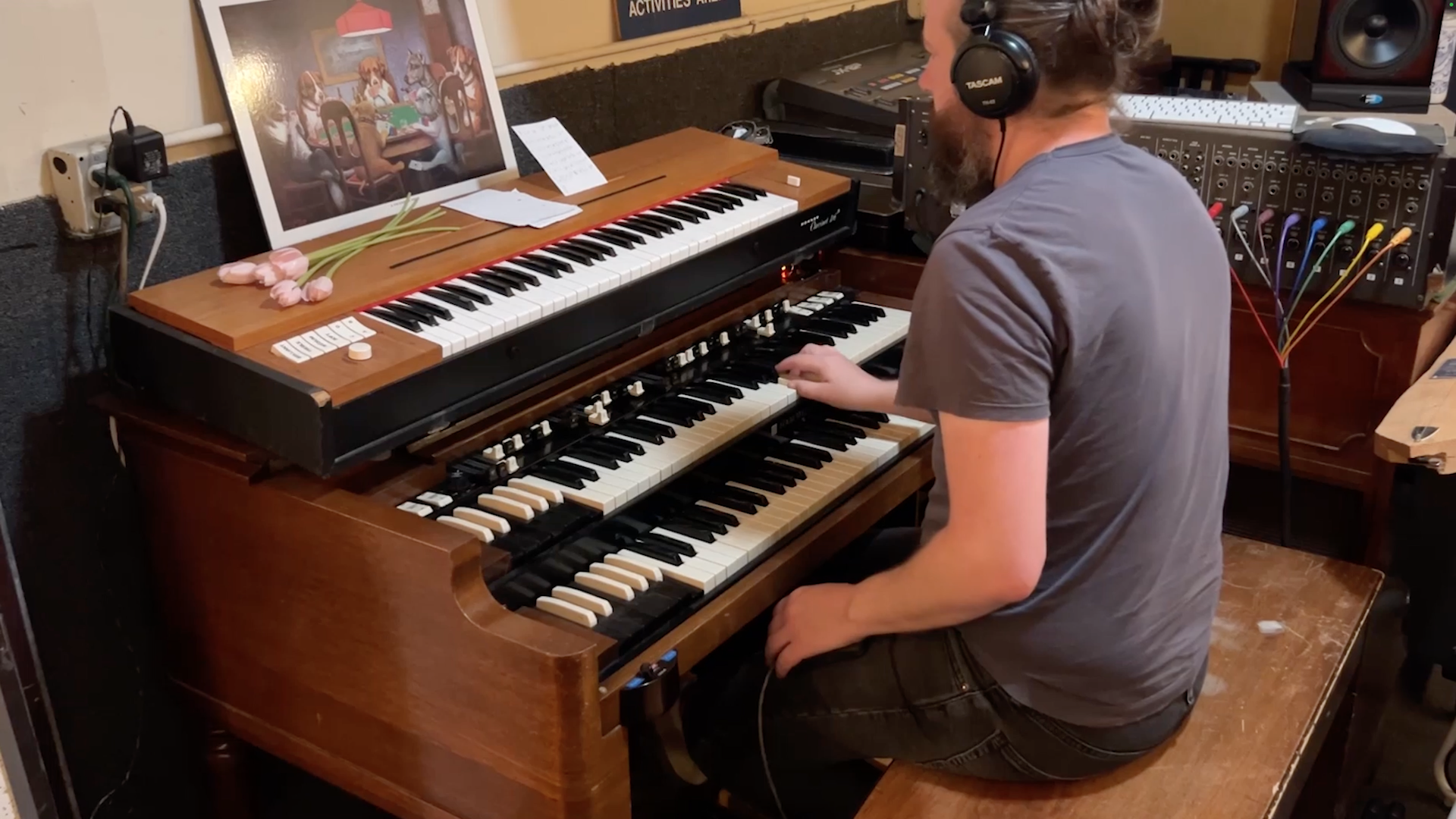 From Nashville to Bakersfield: The Sounds That Revolutionized Country Music